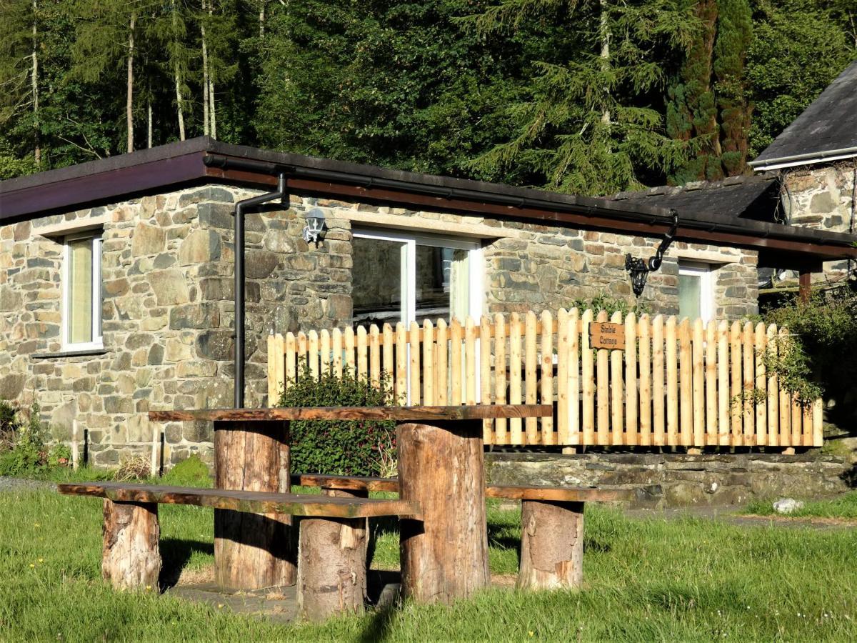 Abergwynant Farm Glamping &
